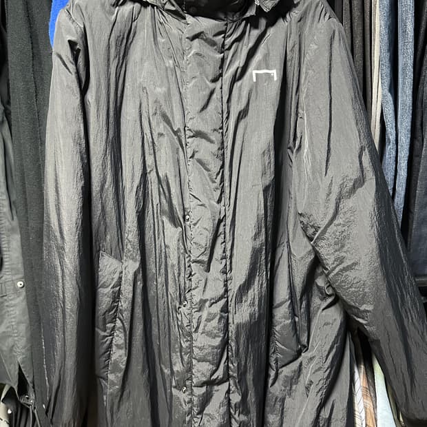 골스튜디오 롱패딩 xl 105-110사이즈