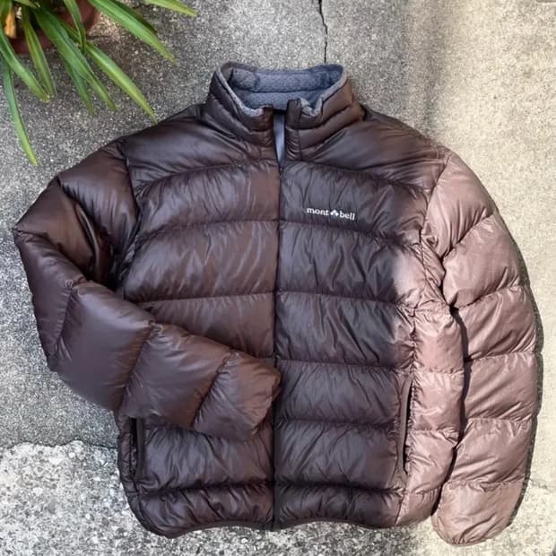 몽벨 경량 다운 패딩 브라운