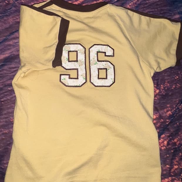 락케이크 Sports 96 Lace Crop Top - Yellow