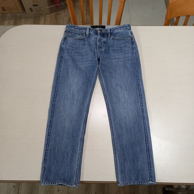 31 EMPORIO ARMANI 셀비지 슬림일자진 31-510