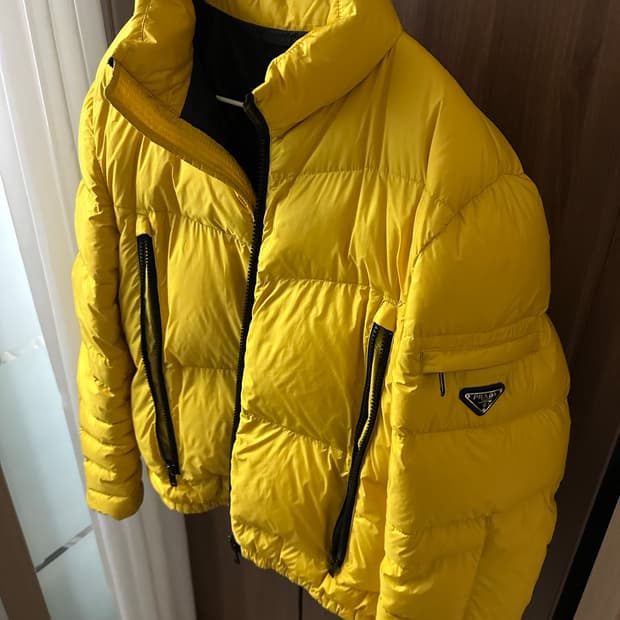 [48] 프라다 20fw 리나일론 패딩 