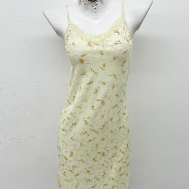 플로럴 레이스 슬립