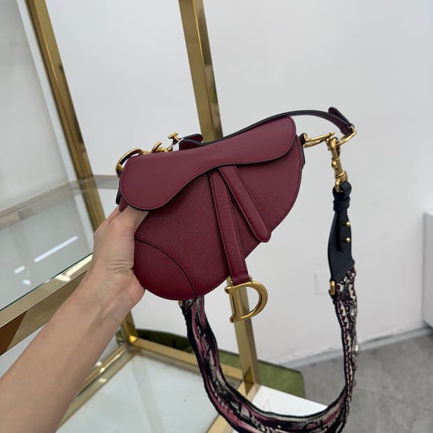 디올 미니 새들 + 스트랩 포함