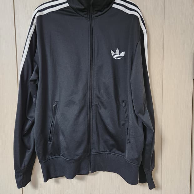 아디다스  파이어버드 트랙탑 져지 블랙 사이즈 105