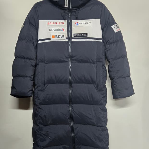 데상트 스위스 스킴팀 덕다운 롱패딩 블랙 M