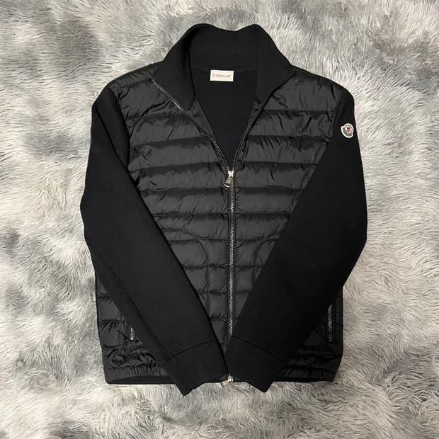 몽클레어 김현우 니트패딩