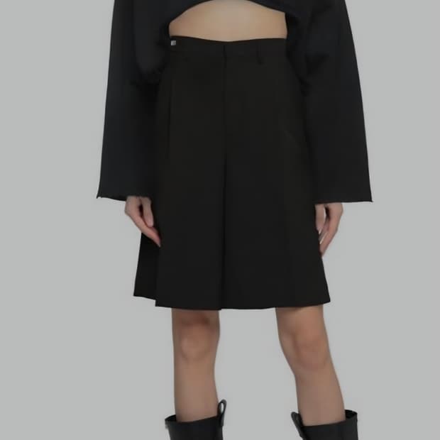 N°21 누메로벤티우노 블랙 크롭 컷오프 스웻셔츠 S