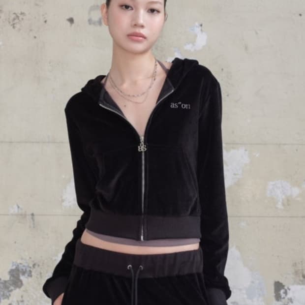 애즈온 벨벳 셋업 블랙