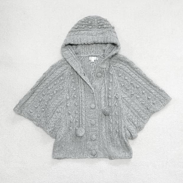 사와코 모리걸 연그레이 폼폼이 케이프