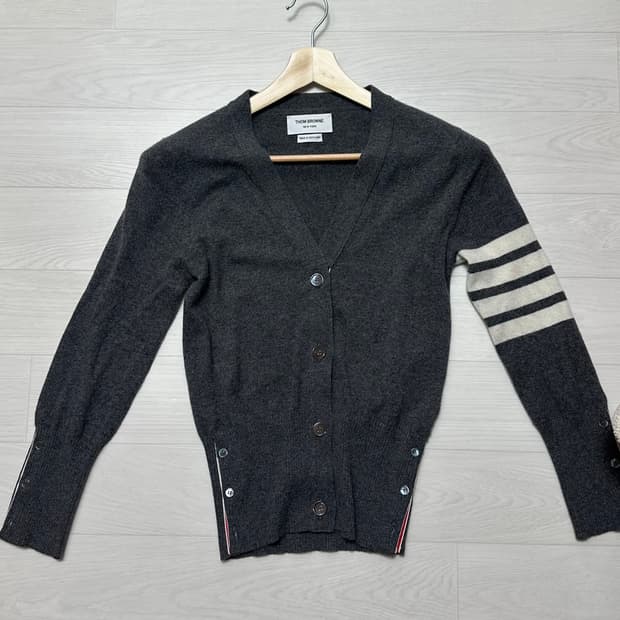 톰브라운 캐시미어 가디건 여성 42사이즈