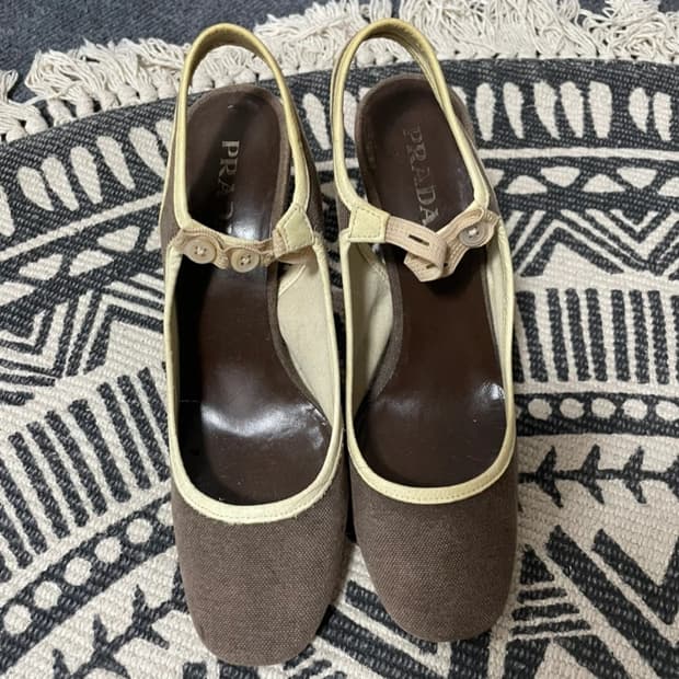 프라다 메리제인 슈즈 