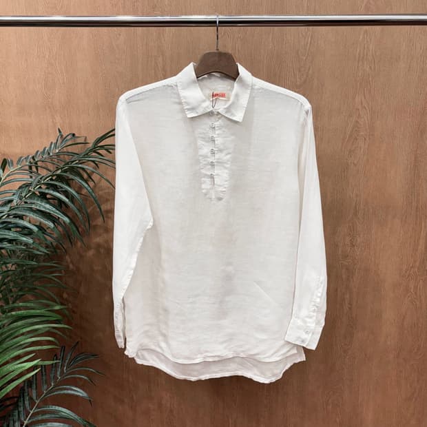 45RPM 린넨 풀오버 긴팔 셔츠 패브릭 버튼 하이로우 디테일 화이트