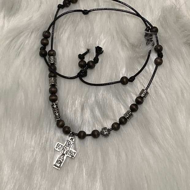 오리엔탈 묵주 가죽끈 목걸이