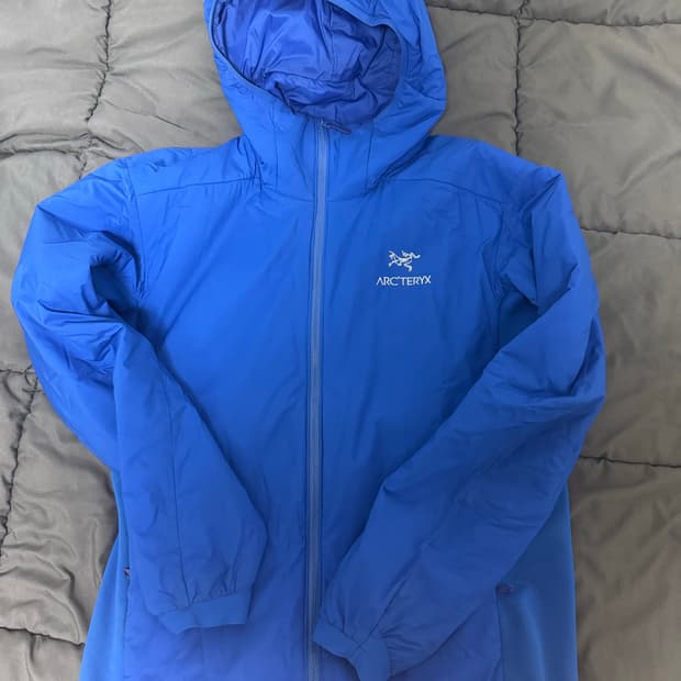 아크테릭스 아톰 후디 바이탈리티 L