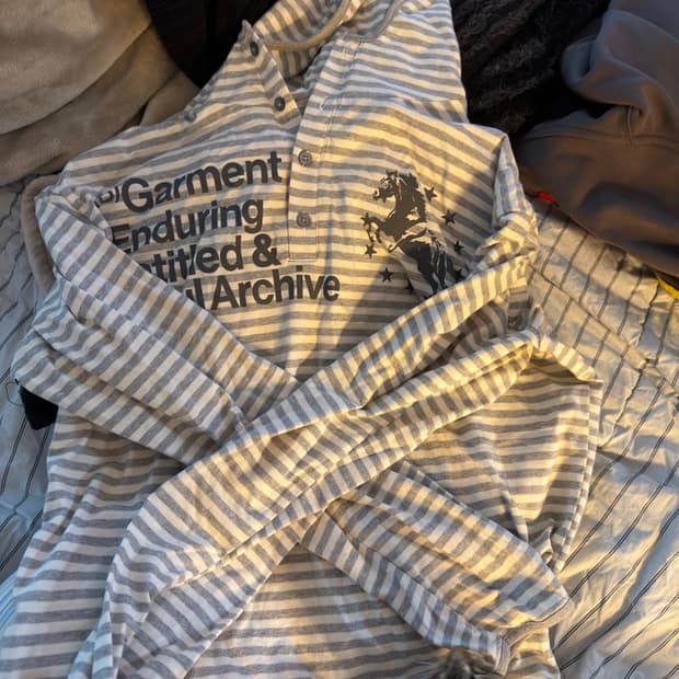 언타이틀 서울 스트라이프 후드티 L