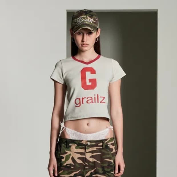 그레일즈 G LOGO CROP T-SHIRTS [GREY]