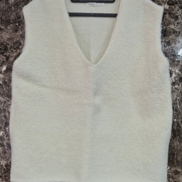 런던플랏 울 베스트  