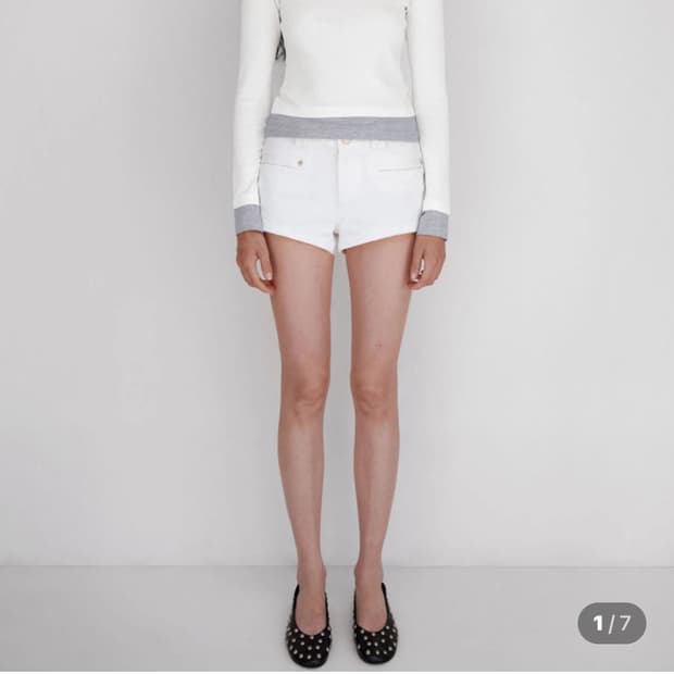 Gimaguas 기마구아스 Samm T-Shirt 쌤 티셔츠