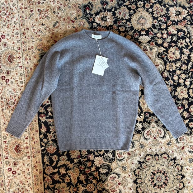 라이즈앤빌로우 케이블 니트 