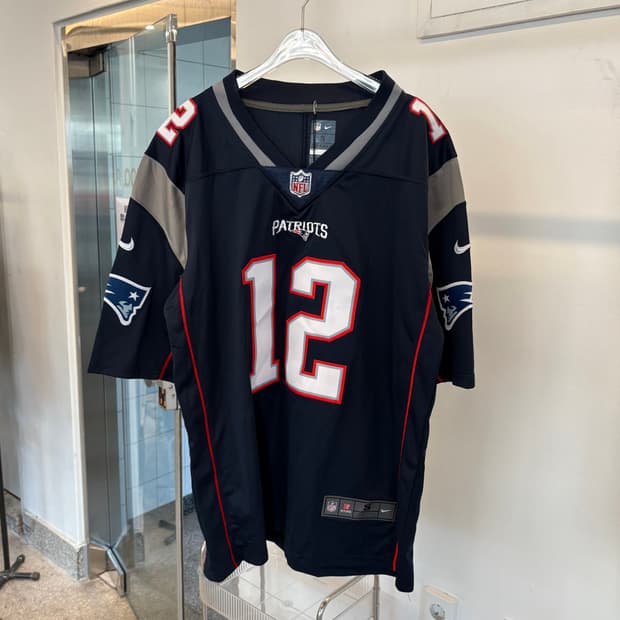 Noke NFL patriots jersey t
