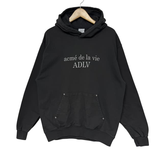 아크메드라비 아치로고 후드