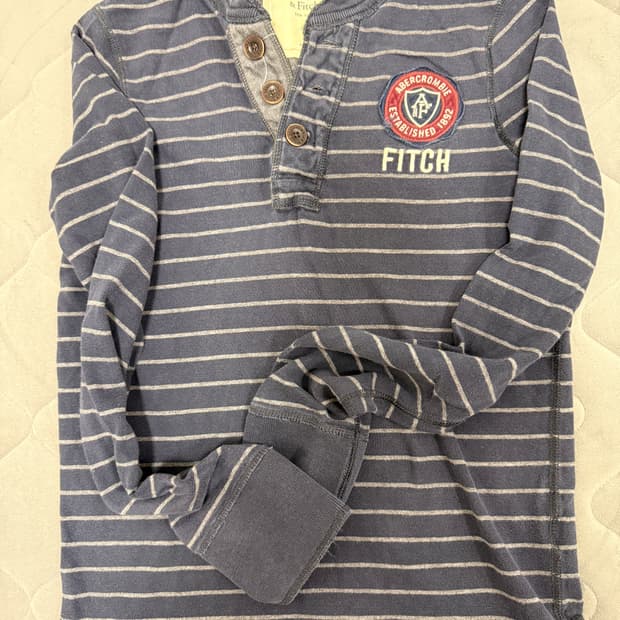 Abercrombie 스트라이프 헨리넥 셔츠