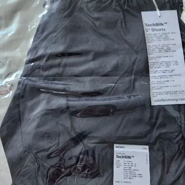 SATISFY TechSilk 5인치 반바지 블랙 L