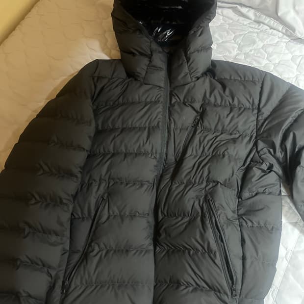 무탠다드 경량패딩