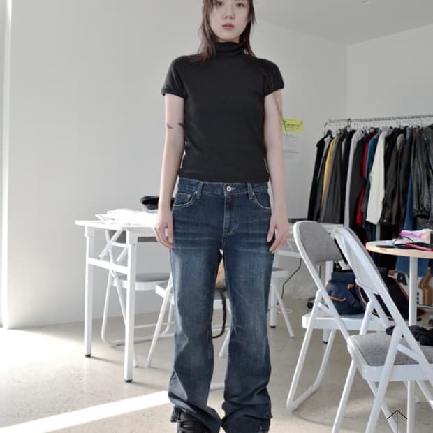 애프터먼데이 부츠컷 데님