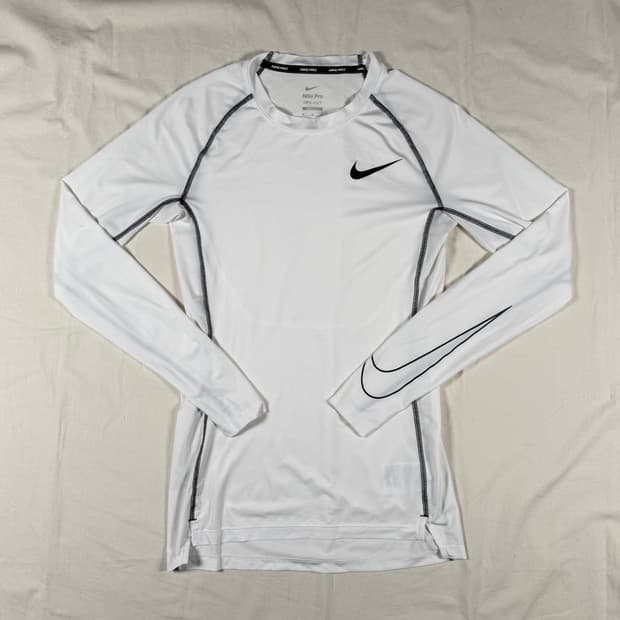 나이키 프로 기능성 쭉티 긴팔 티셔츠 긴팔티