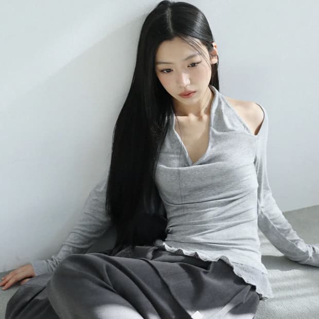  (어글리쉐도우) 스카프 퍼 프릴 티셔츠(그레이)