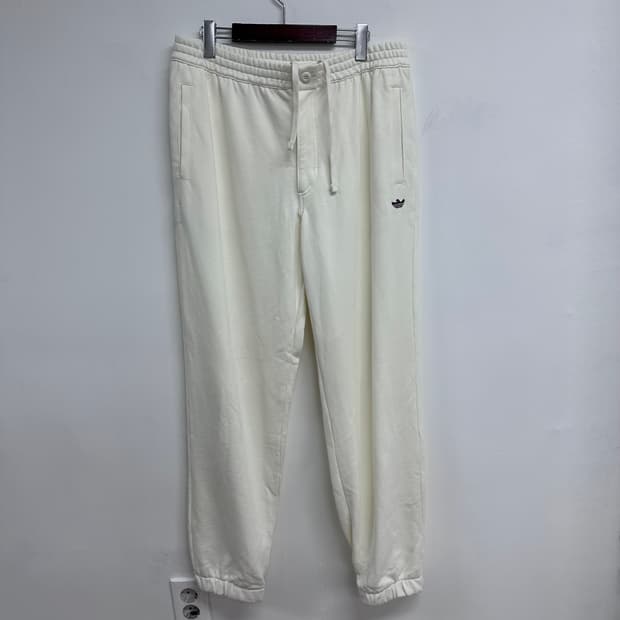 아디다스 x 마크곤잘레스 슈무팬츠 조거팬츠 L사이즈 J24