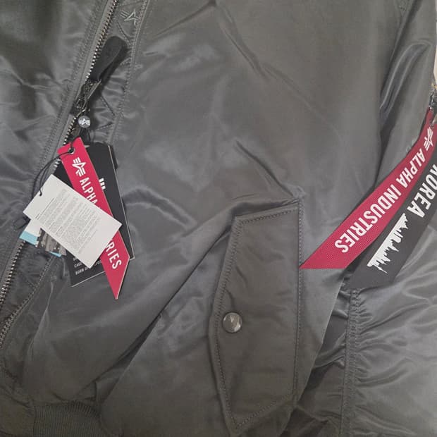 알파인더스트리 ma-1 건메탈 L 새상품