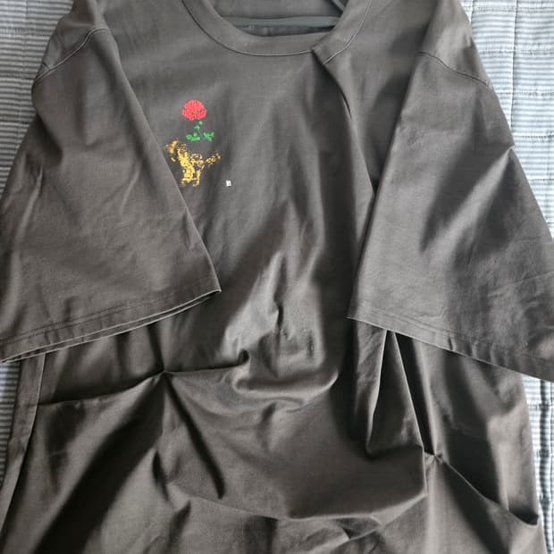 rbu 본로즈 반팔티 차콜