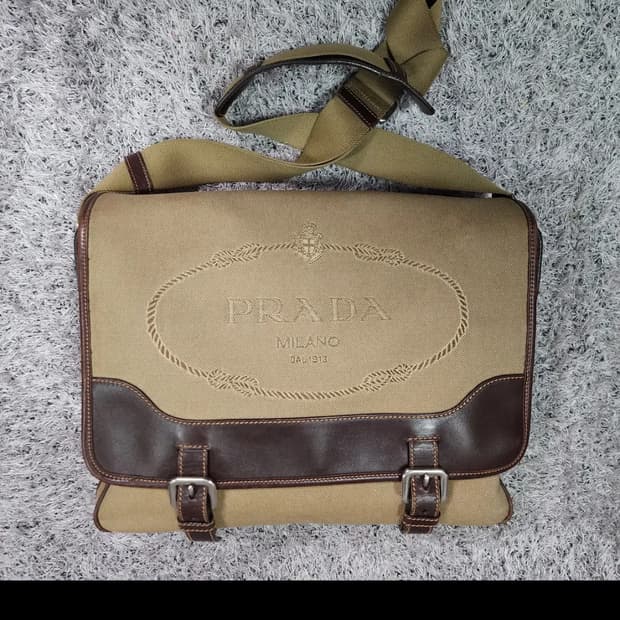 프라다 자카드 서류가방