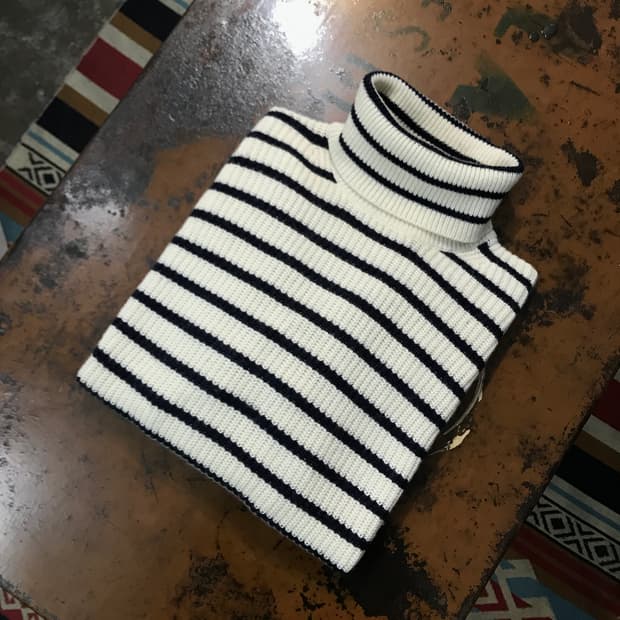 제이크루 네이비 단가라 코튼 터틀넥 니트 남성 110 사이즈