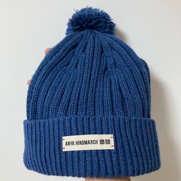 [새상품]유니클로 x 안야 힌드마치 ANYA HINDMARCH 비니 모자