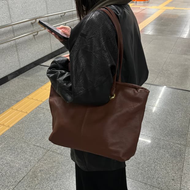 vtg cowhide tote bag