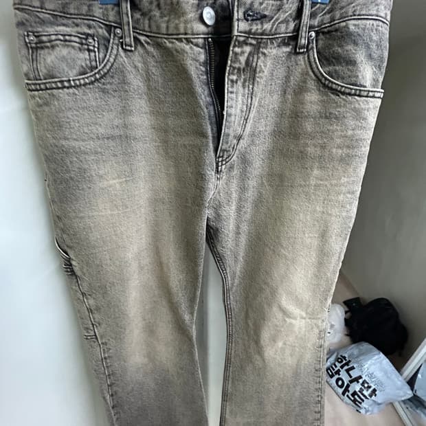 에모스탠스클럽 플레어 카펜더진