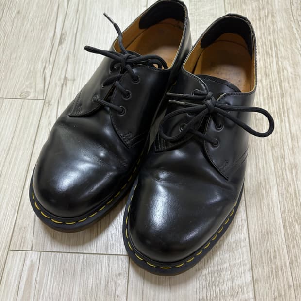 닥터마틴 1461 3홀 스무스 270