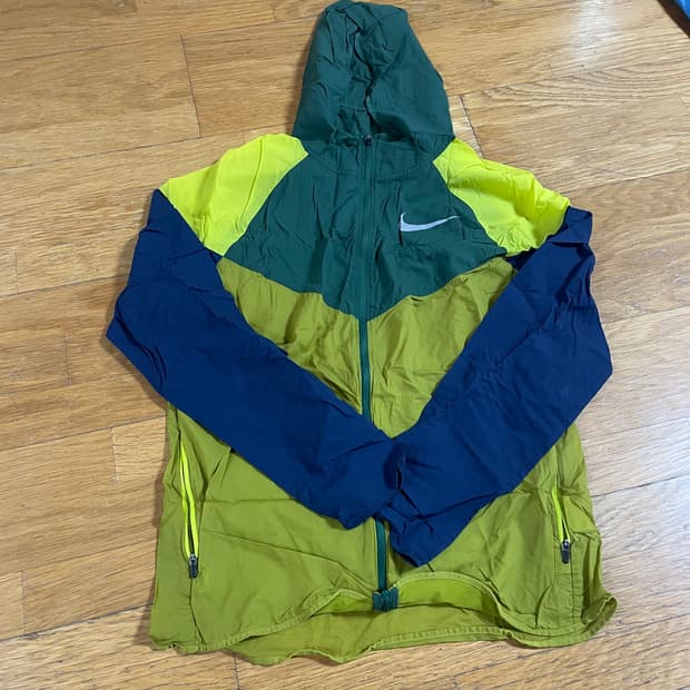 나이키 바람막이 m