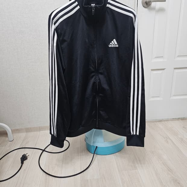 (100)L ☆초대장급☆ 아디다스 에센셜 3st [검흰] 트랙탑져지