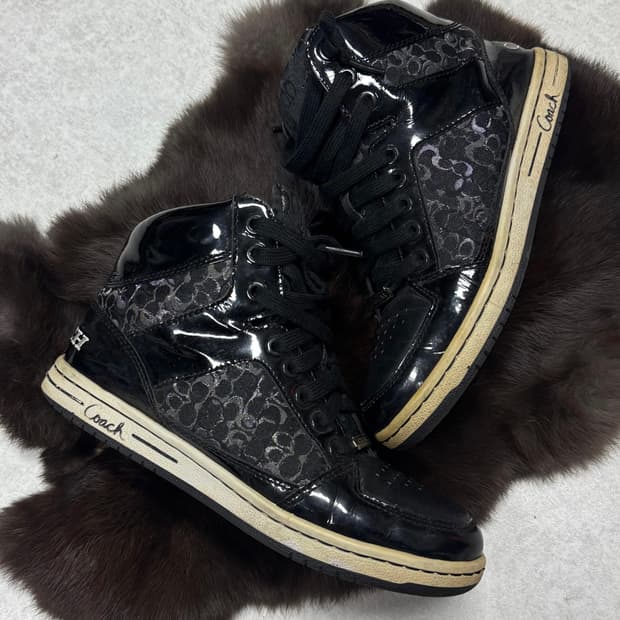 코치 갸루 시그니처 하이탑 스니커즈 블랙