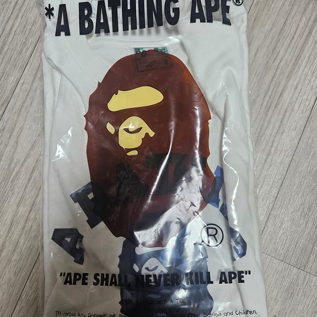 베이프 카모 컬리지 반팔