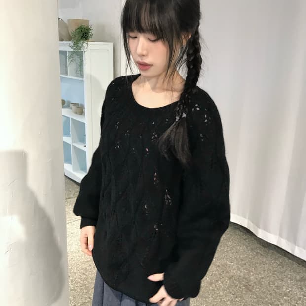 핸드메이드 블랙 니트