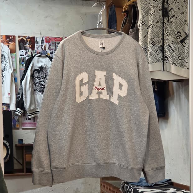 GAP 그레이 코튼 맨투맨