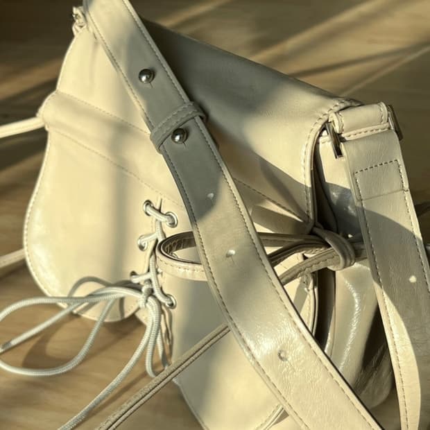 몽떵안시 가방 숄더백