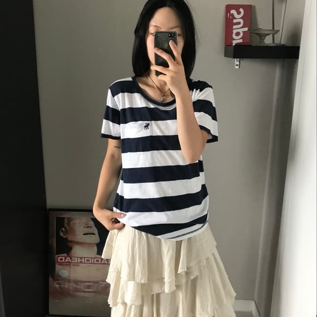 아베크롬비 산양 로고 포켓 단가라 반팔티