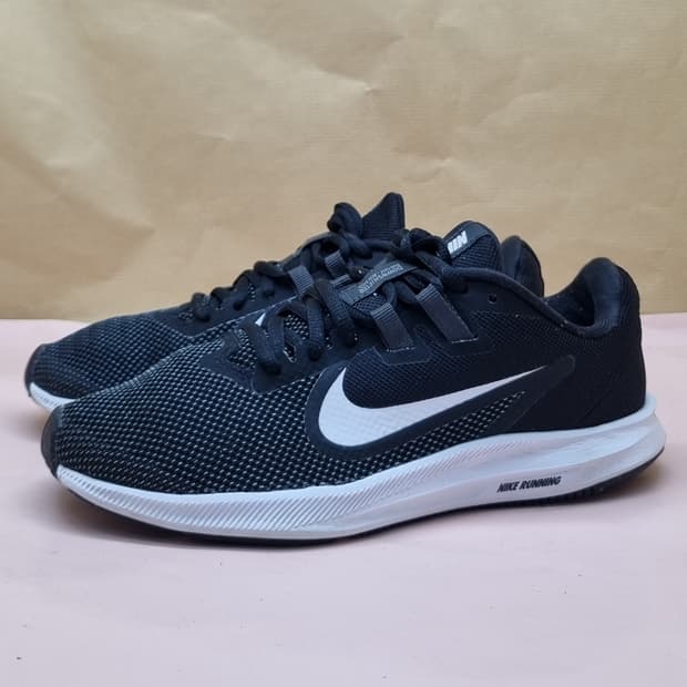 나이키 다운시프터9 여성 런닝화 235