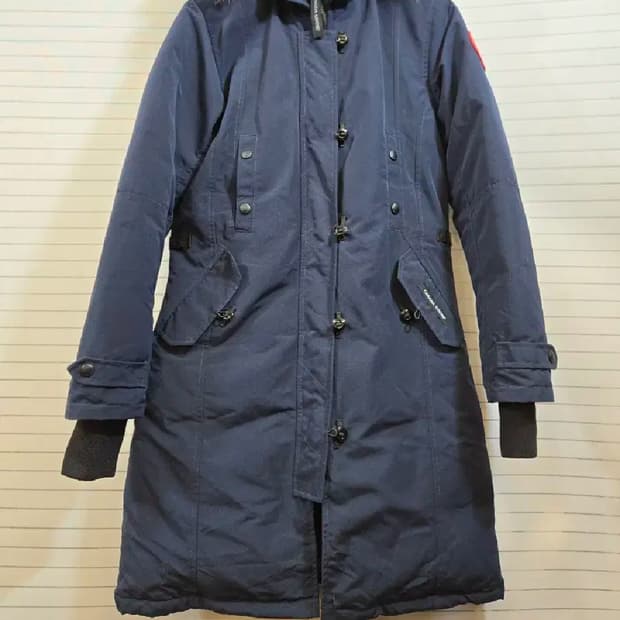 케나다구스 켄싱턴 패딩